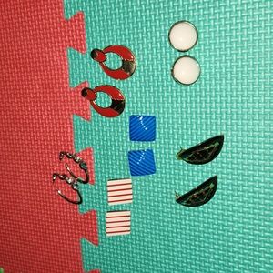 6 pairs vintage earrings,  all have backs